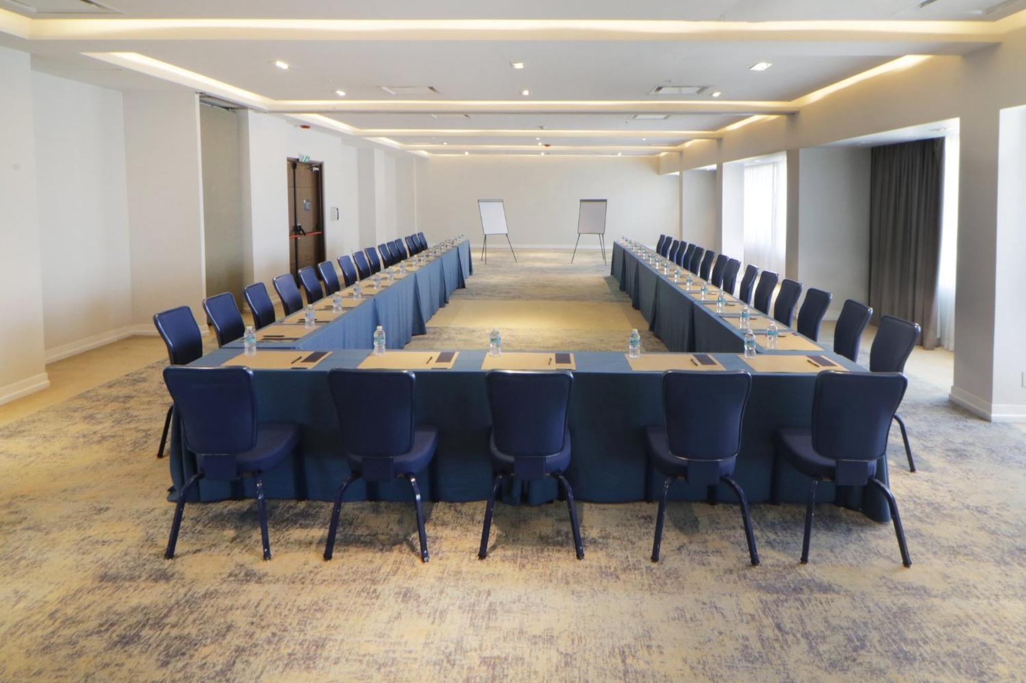 Hotel Indigo Guadalajara Expo By Ihg Экстерьер фото